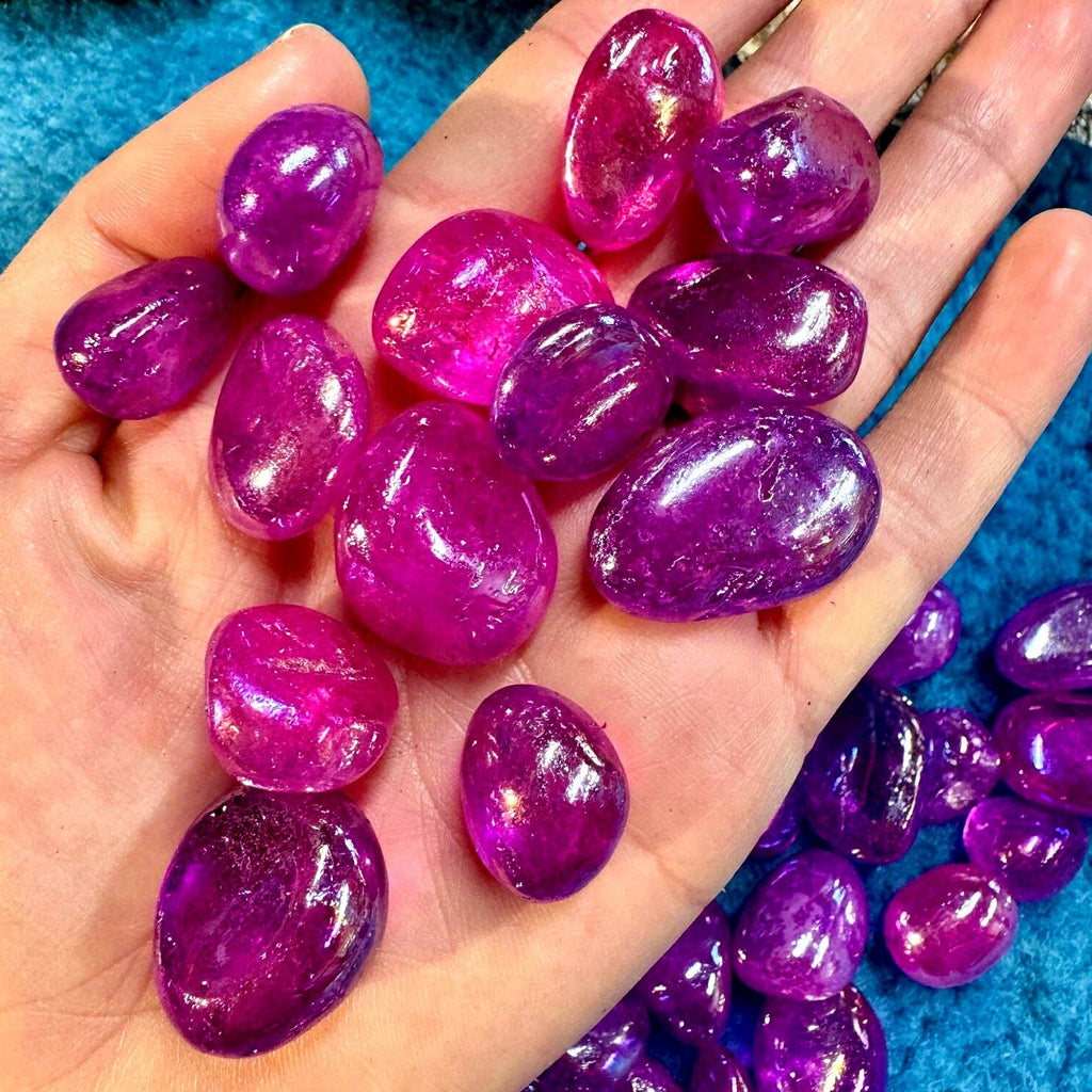 Witch Stone – Deep Purple Aura Quartz Tumblestone