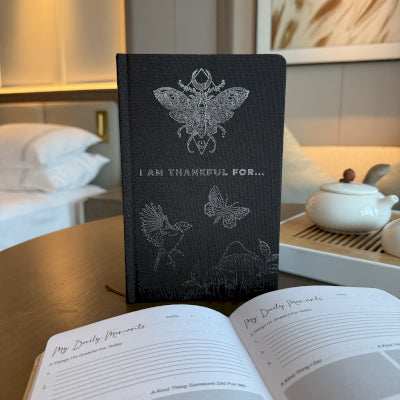 Black & Silver Gratitude Journal- 120 pages - I am Thankful For