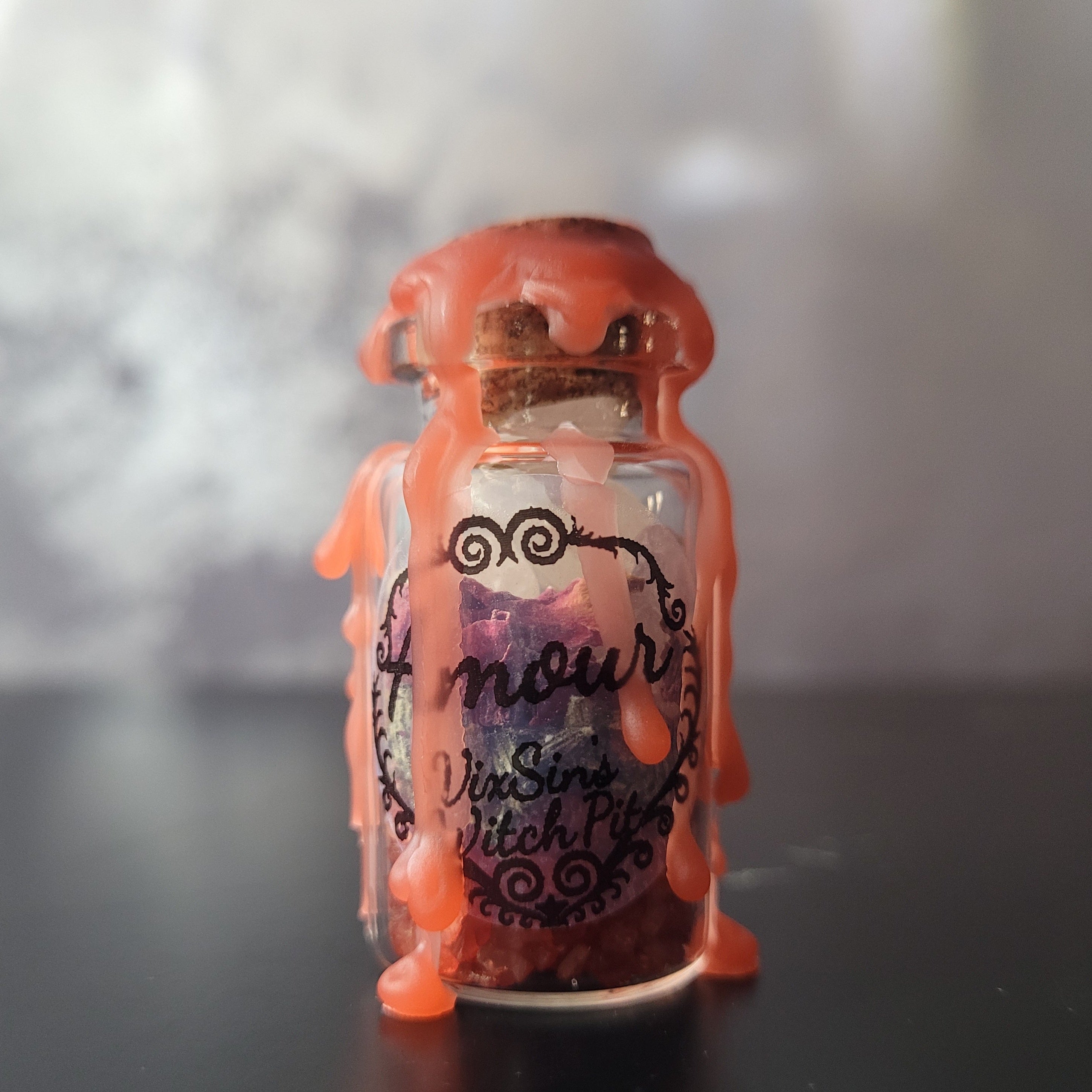 Amour — Love & Heart Spell‑Bottle (10ML)